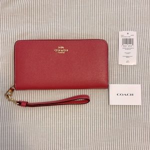 NEW Coach Long Zip Around Leather Wallet in Gold/Strawberry Haze Pink